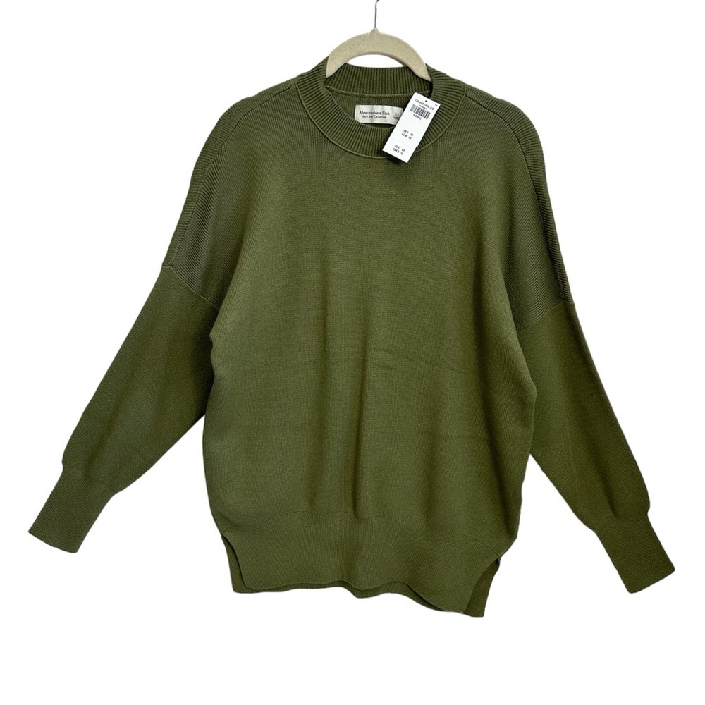 ABERCROMBIE AND‎ FITCH Soft A&F Oversize Sweater, Size XSMALL